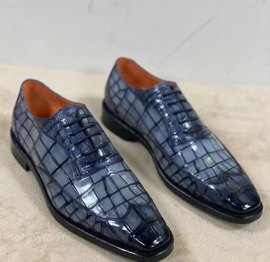 Alligator Print / Crocodile Pattern Leather Dress Shoes Luxurious dress shoes (loafers, oxfords &amp; derbies) for men made out of high quality leather, finished with an impressive eye catching alligator print / crocodile patterned leather