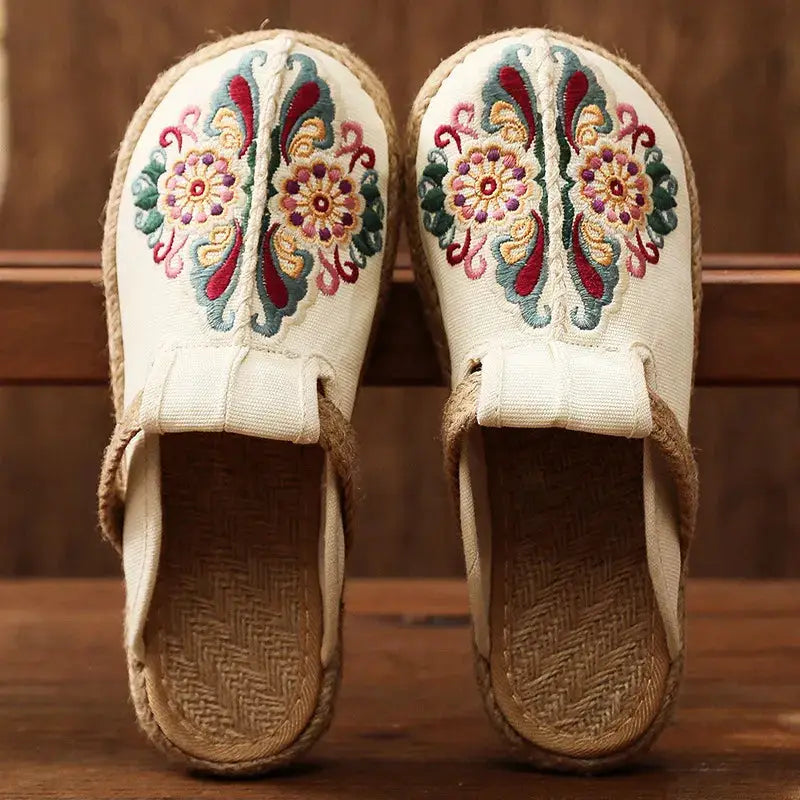 natura3 - Vintage Retro slip-on shoes for women - Ashour Shoes — view 3 of 9