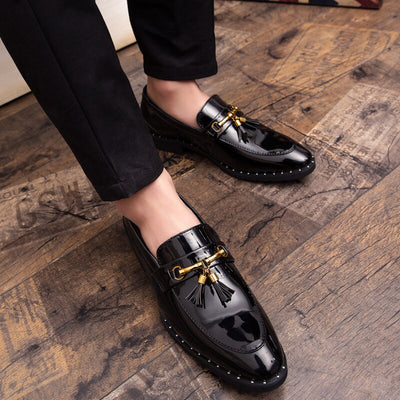 Unico 2 - Classic tassel patent leather loafers for men