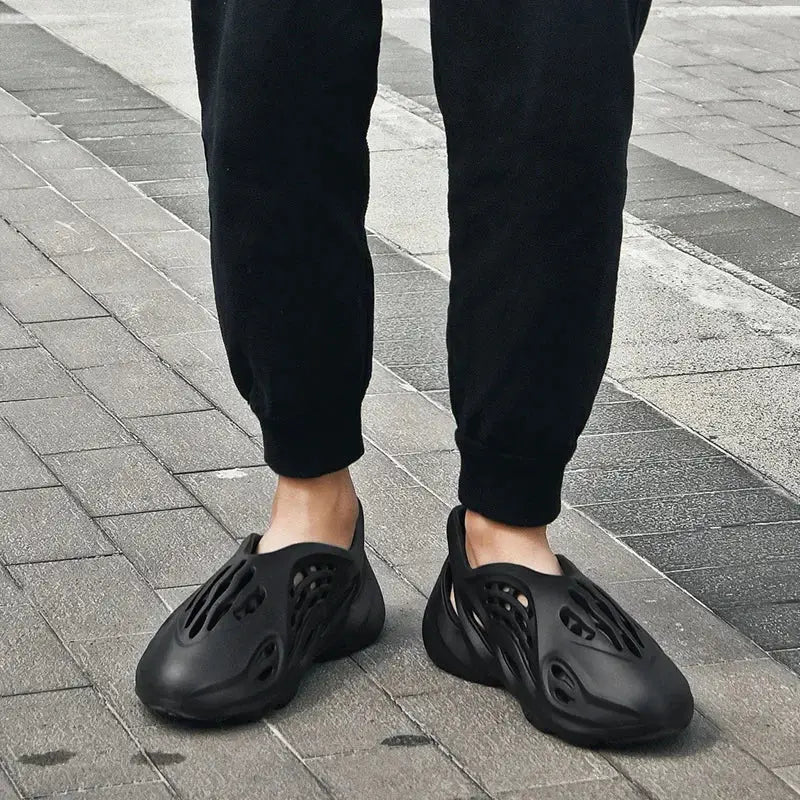 Foamy - Men's comfortable Yeezy style foam runners/slippers/sandals