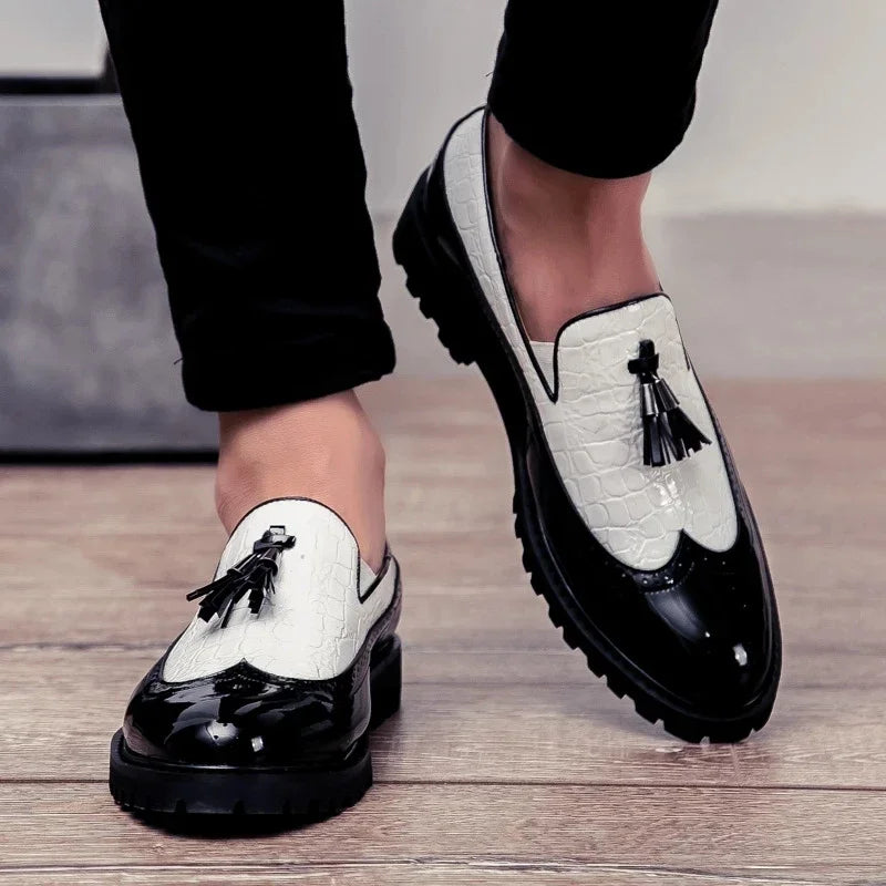 Distinto - Men's Patent Leather Crocodile Brogue Tassel Loafers