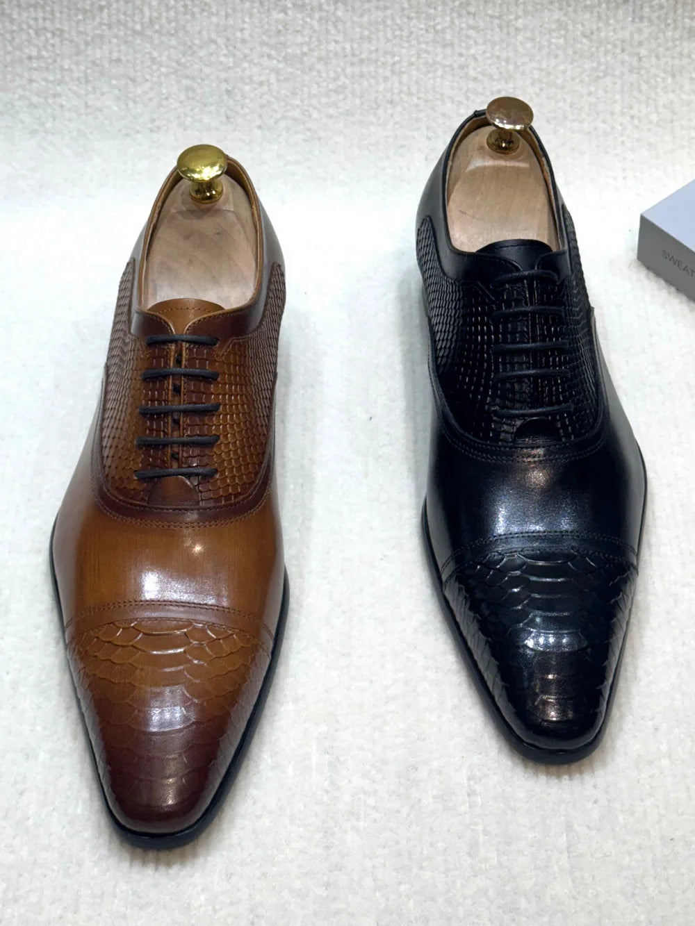Lirona - Men-s leather oxford dress shoes in brown or black