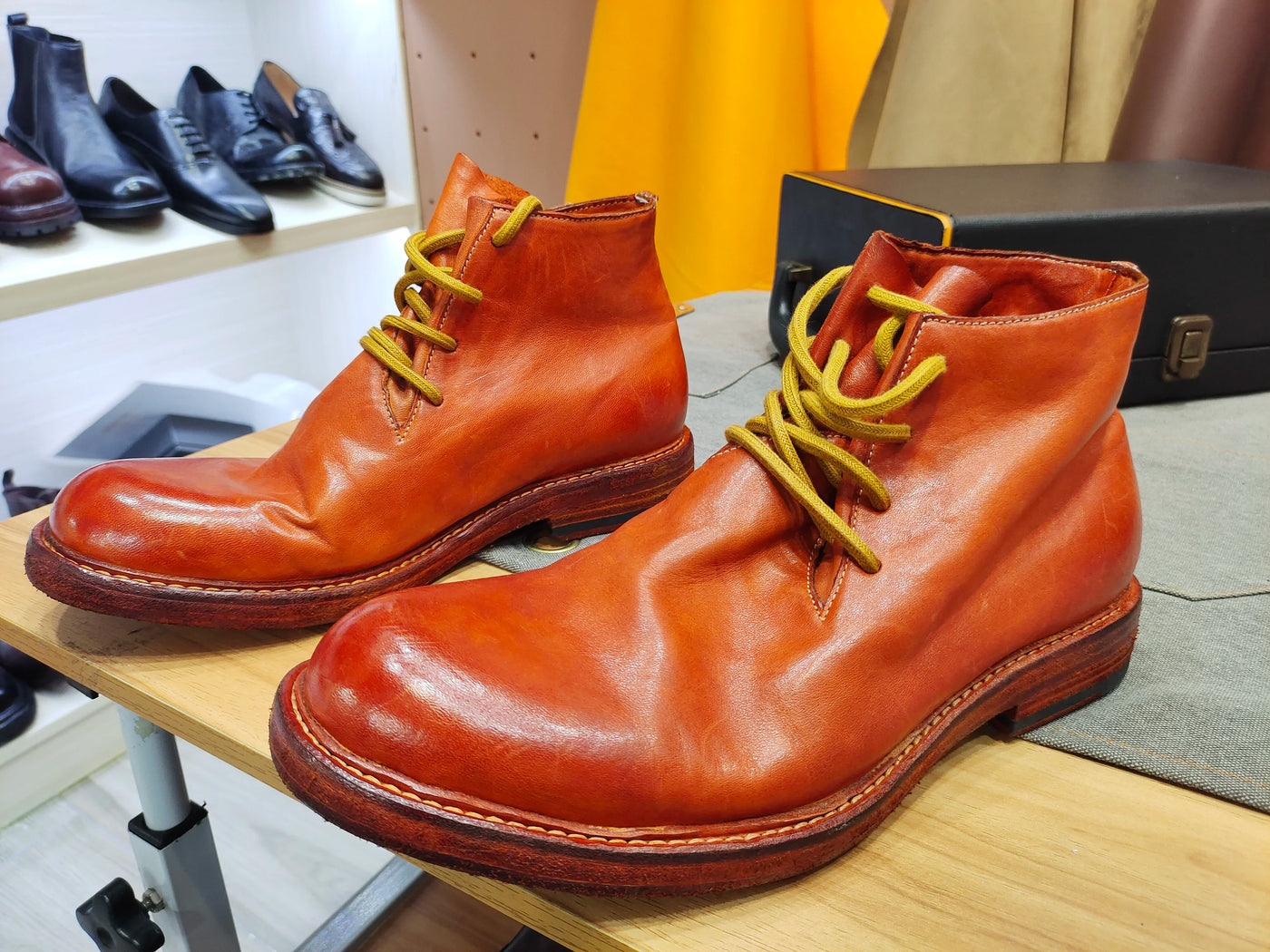 Artigiano - Men's British Style Handmade Calf Leather Chukka Boots - Ashour Shoes