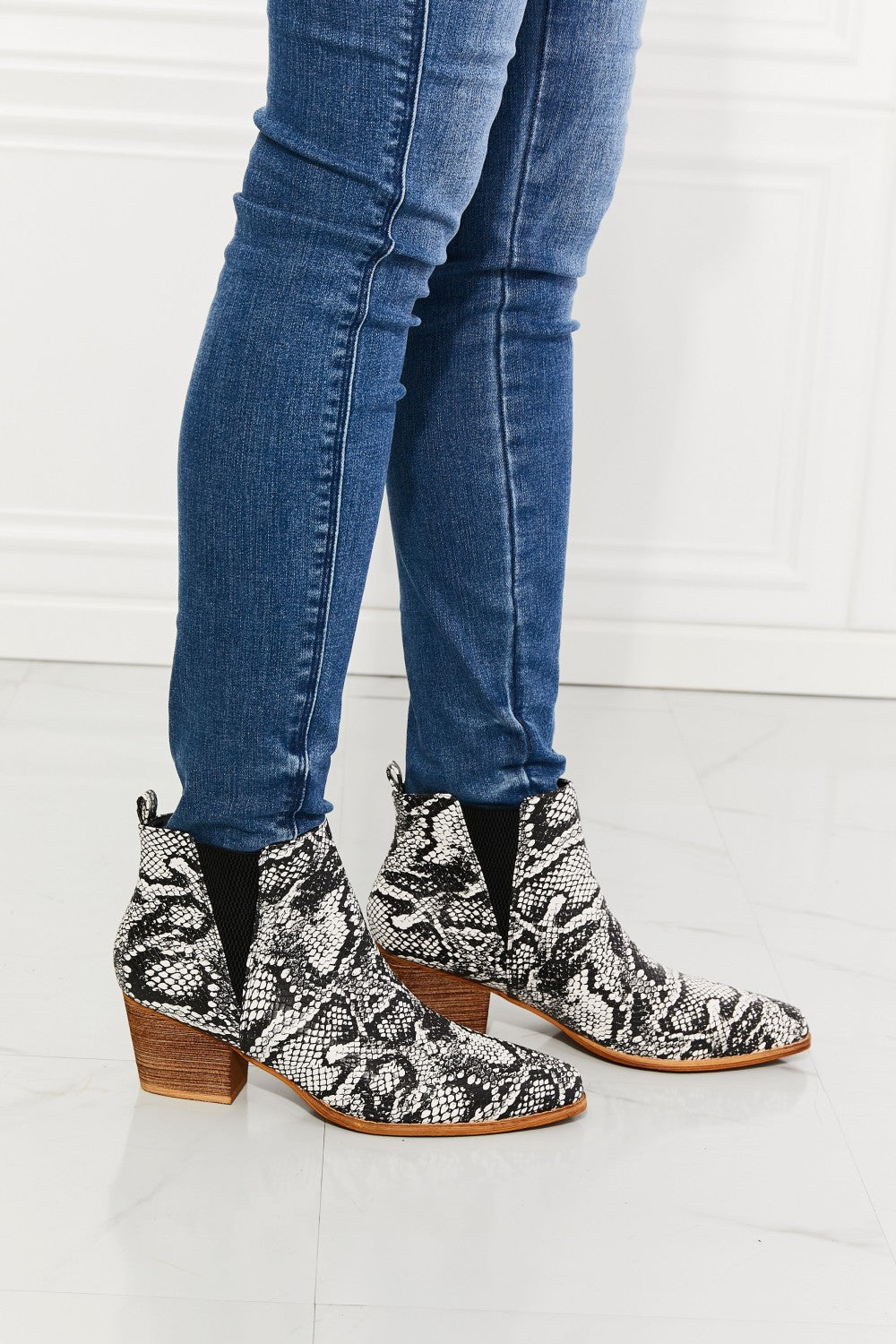 Back At It - Point Toe Bootie in Snakeskin For women - Ashour Shoes