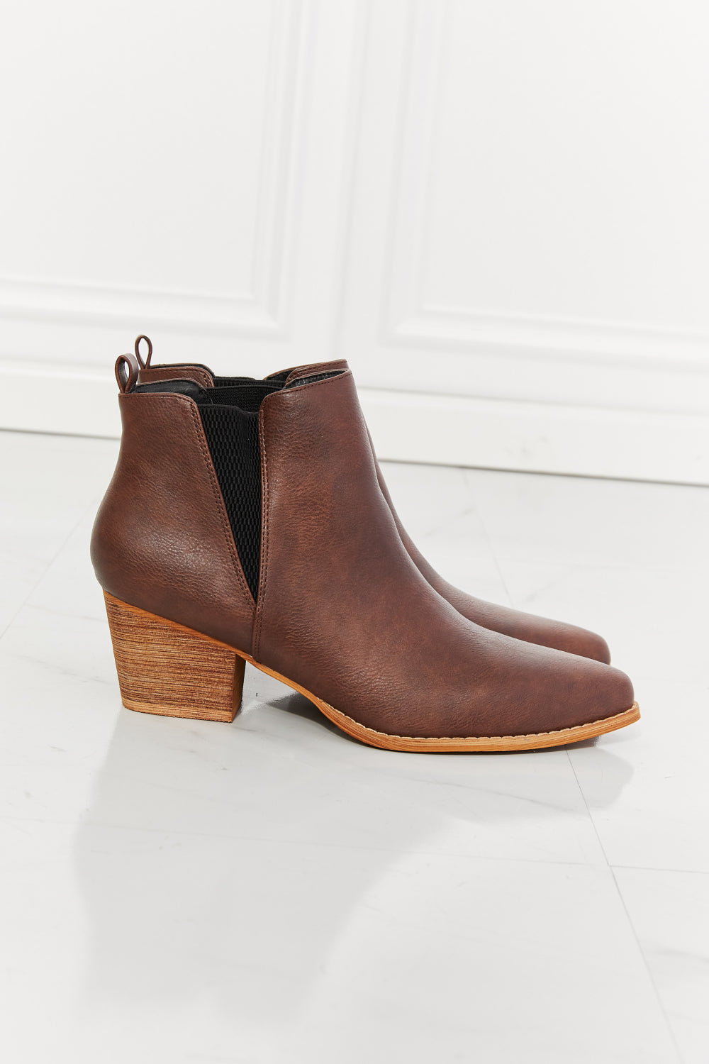 Back At It - Point Toe Bootie in Chocolate For women