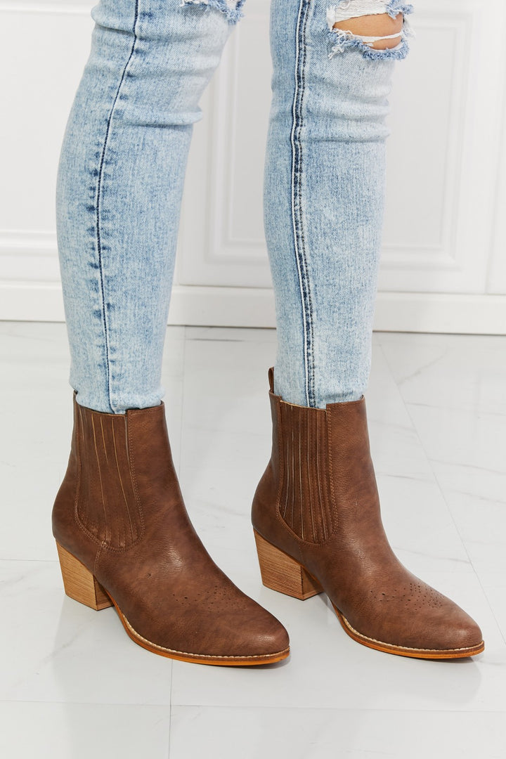 Love Journey - Stacked Heel Chelsea Boot in Chestnut For Women - Ashour Shoes