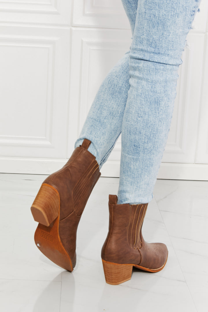 Love Journey - Stacked Heel Chelsea Boot in Chestnut For Women - Ashour Shoes