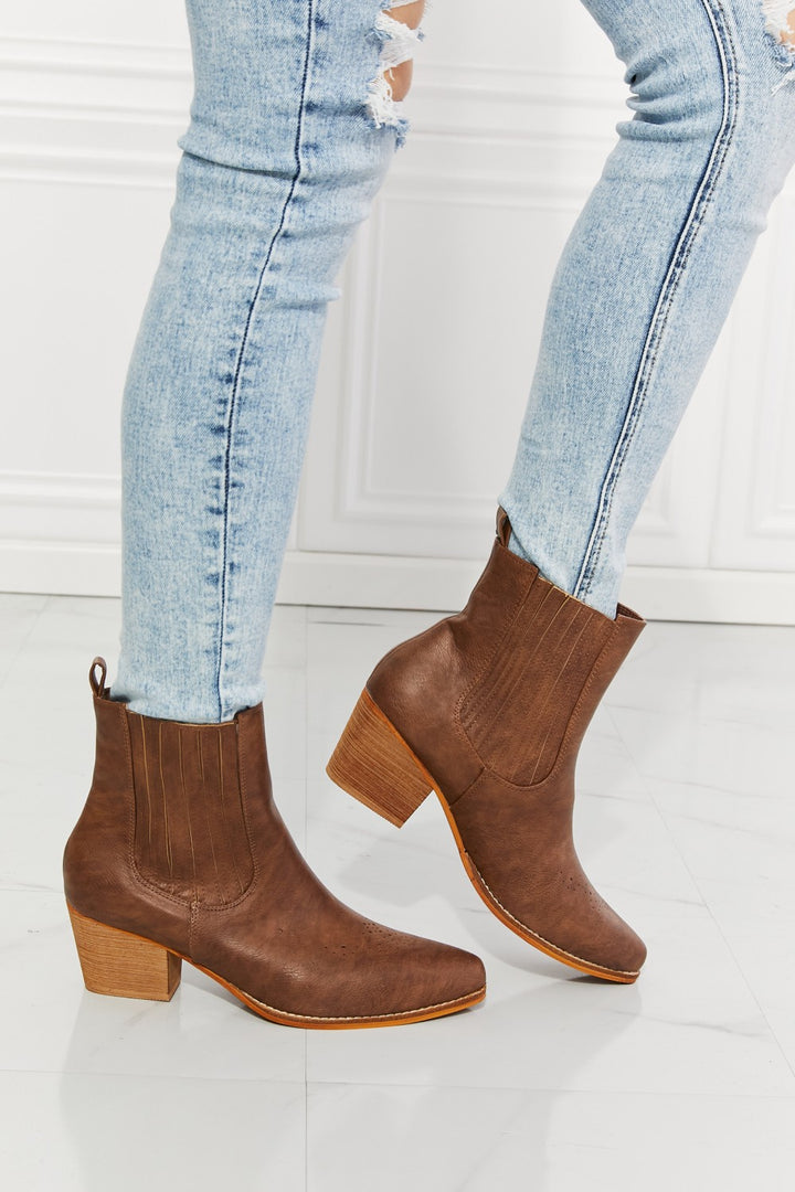 Love Journey - Stacked Heel Chelsea Boot in Chestnut For Women - Ashour Shoes