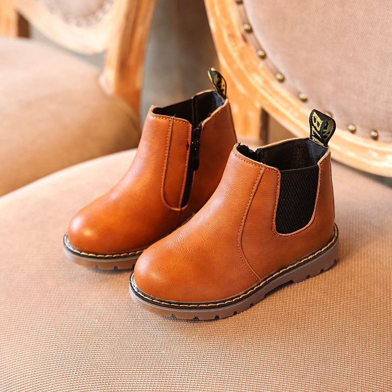 The Cuccio - Leather Chelsea Boots For Kids. Winter/Snow Boots