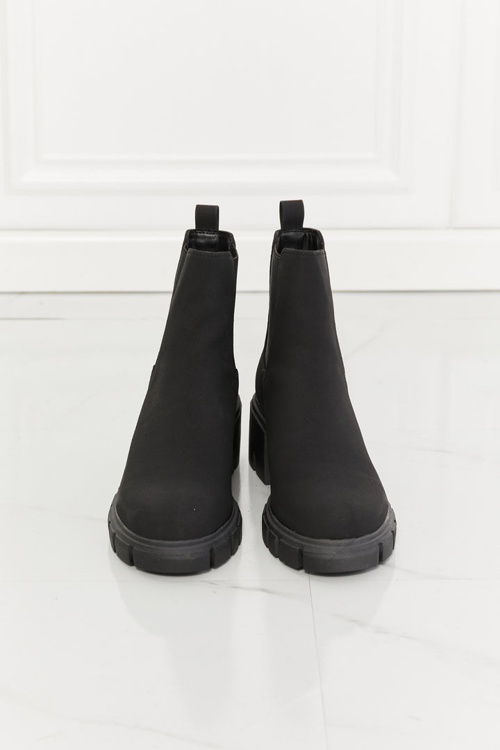 Work For It - Matte Lug Sole Chelsea Boots in Black