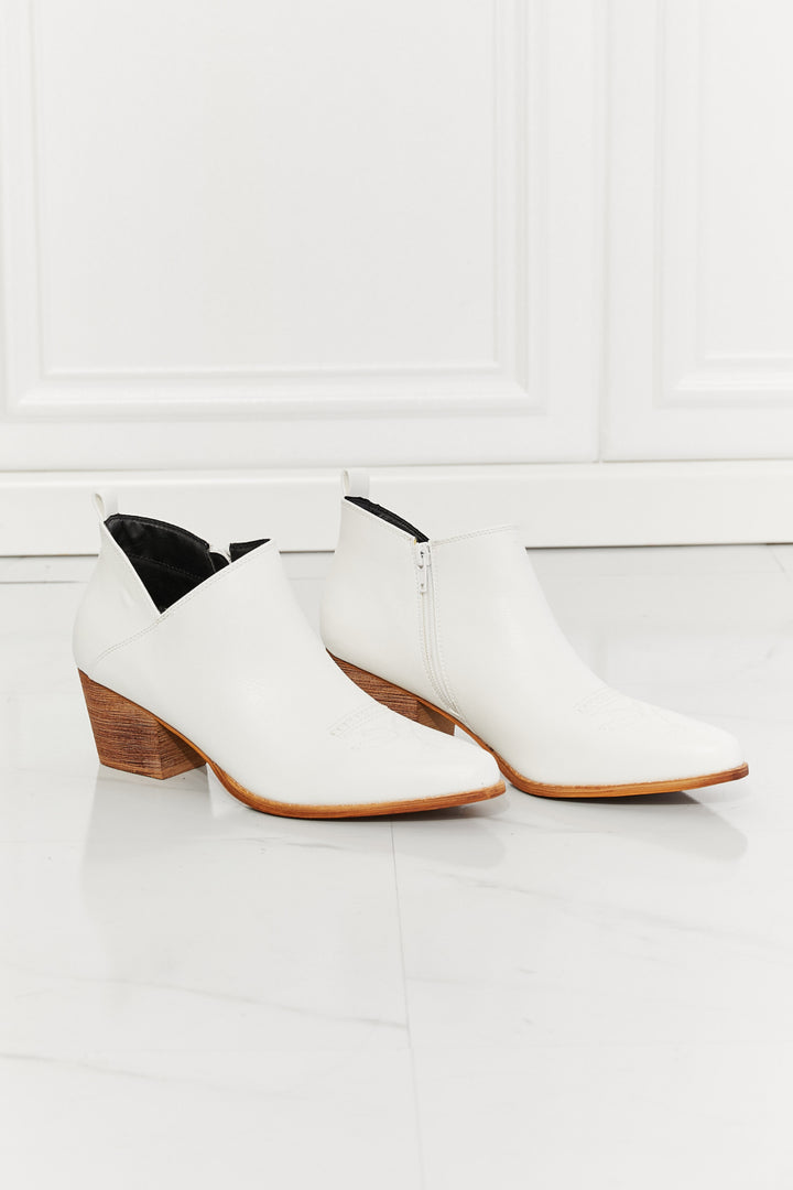 Trusty2 - Embroidered Crossover Cowboy Bootie in White - Ashour Shoes