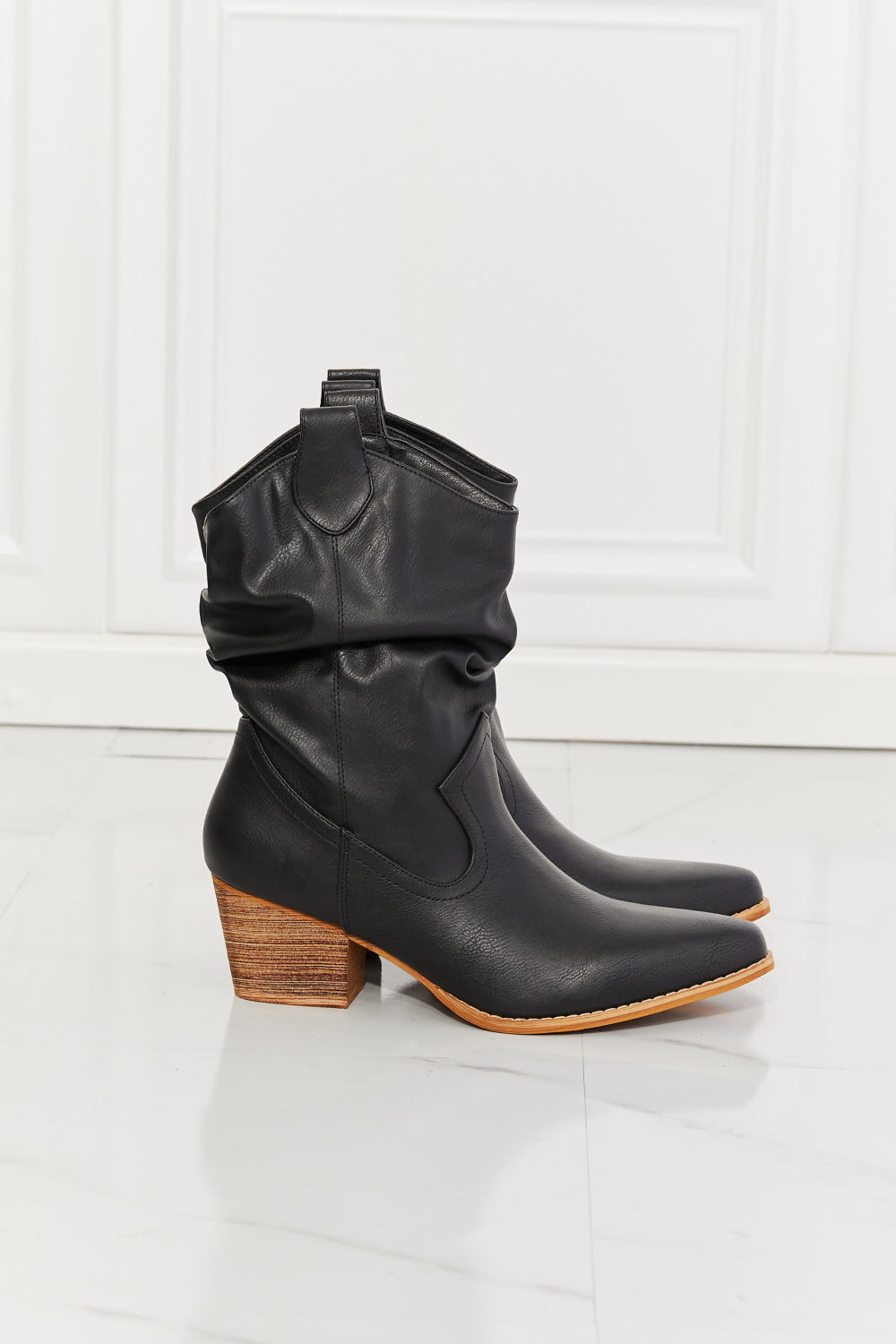 Texas Scrunch - Cowboy Boots in Black For Women